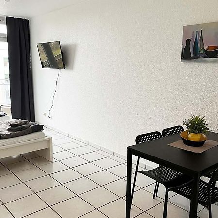 Ferienwohnung Koeln Junkersdorf Luaran gambar